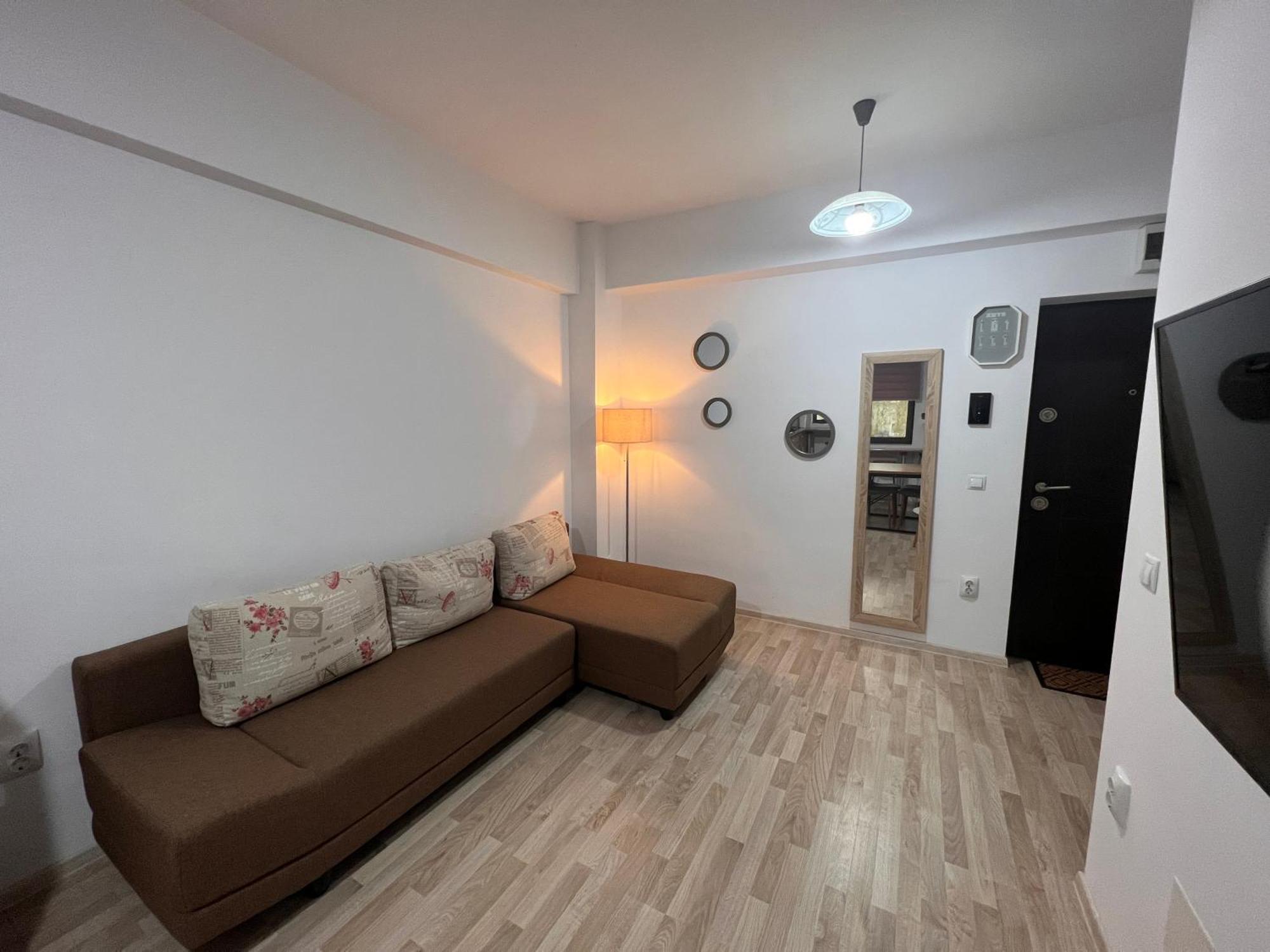 Cozy Apartment - Palas Яш Екстериор снимка