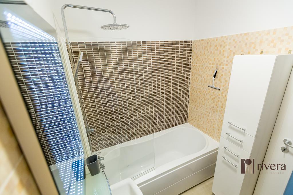 Cozy Apartment - Palas Яш Екстериор снимка